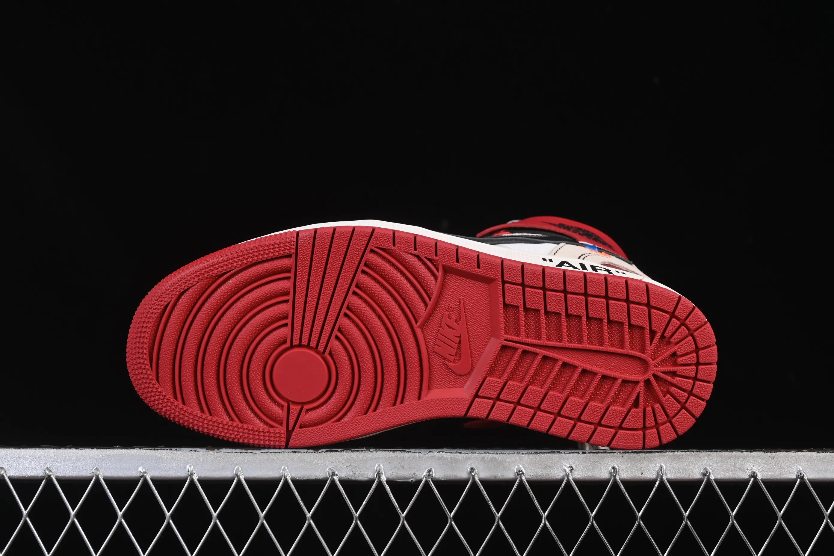 All categories Air Jordan Jordan series basketball shoes Air Jordan 1 High pure original special price Off White x Air Jordan OW AJ1 Joe 1 joint white and red high-top basketball shoes AA3834-101